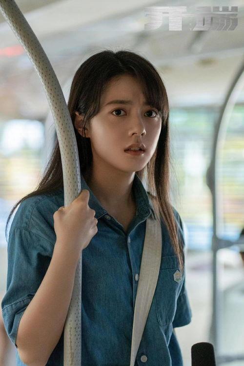 巨乳旋风手机在线播放,手机在线播放的激情盛宴